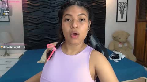 Snapshot of nahomi_tyler chatting on March 8, 1:44 pm Nahomy online show from March 8, 1:44 pm