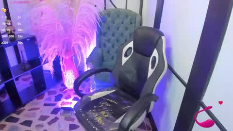 Nahomi online show from February 2, 4:55 am