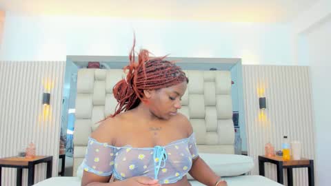 Nahomye online show from October 22, 3:00 am