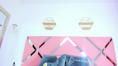 Nahomy online show from September 30, 8:46 pm