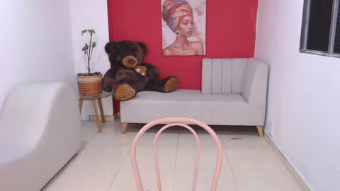 Snapshot of naia_sweetsex chatting on September 21, 8:18 pm naia_sweetsex online show from September 21, 8:18 pm