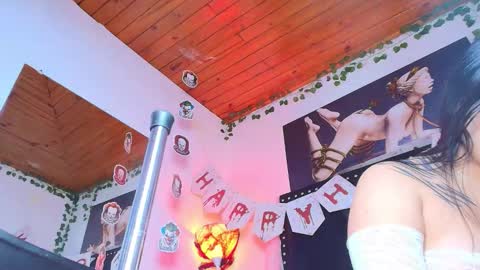 Snapshot of naia_x chatting on October 29, 11:29 pm Naia x online show from October 29, 11:29 pm