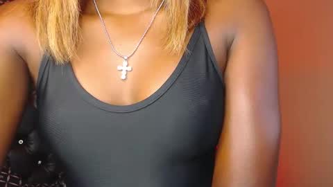 Snapshot of naiagils chatting on October 24, 5:53 pm Naia online show from October 24, 5:53 pm