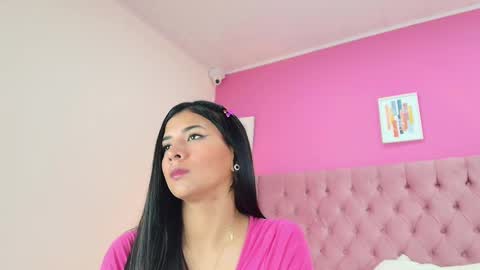 Naia online show from March 3, 12:53 pm