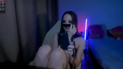 Asy no face  online show from February 7, 5:07 pm