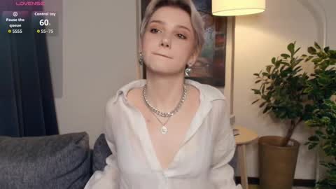 Kate online show from November 21, 11:56 am