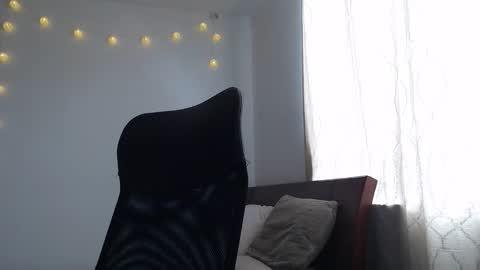 Snapshot of nala_foster chatting on September 18, 3:21 pm Nala online show from September 18, 3:21 pm