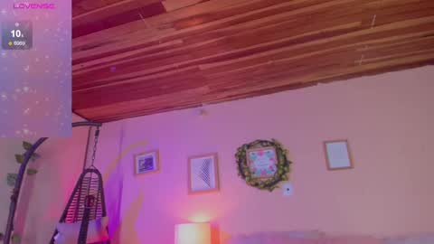 Nalia Adams online show from March 3, 12:31 pm