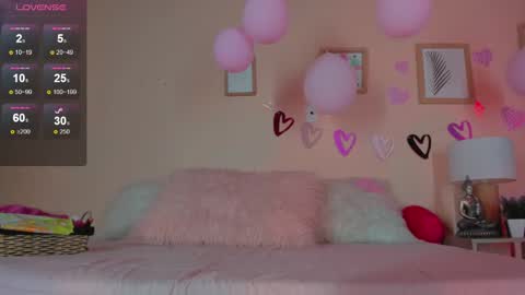 Nalia Adams online show from February 18, 12:06 pm