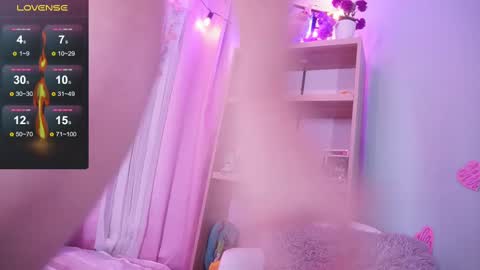 Nalia Adams online show from September 16, 2:03 pm