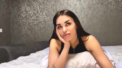 Lady online show from May 10, 7:27 pm