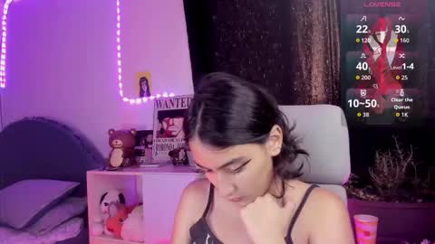 nami_white online show from October 27, 10:26 pm