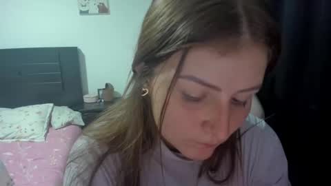 Snapshot of namibecker chatting on October 7, 12:48 am Nami online show from October 7, 12:48 am