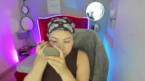 namiko_park online show from February 8, 12:06 pm