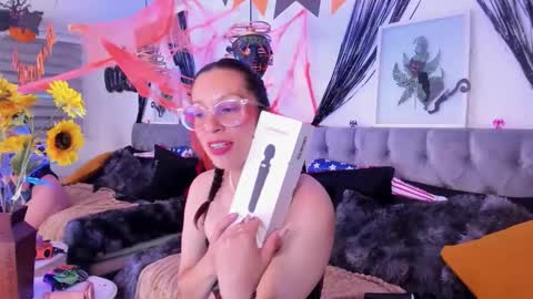 Snapshot of namisunny chatting on November 1, 7:29 pm nami online show from November 1, 7:29 pm