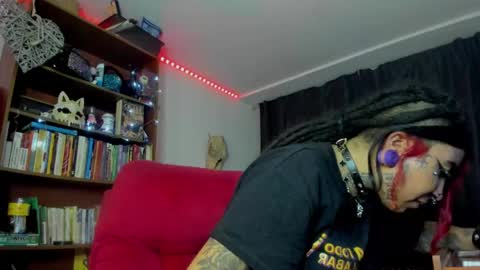 Val  online show from October 9, 5:11 am