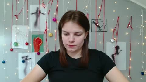 Nana online show from November 14, 9:09 am