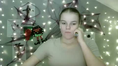 Nana online show from October 15, 8:17 am