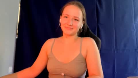 Snapshot of nanceevargason chatting on September 12, 11:39 am Keily online show from September 12, 11:39 am