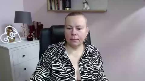 Nancy online show from February 19, 5:38 am