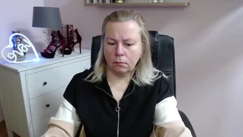 Nancy online show from February 25, 5:41 am