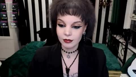 Nancy online show from December 16, 3:01 am