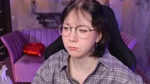 nancymartinez online show from October 17, 9:34 am