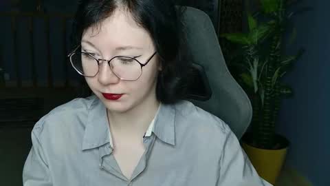 nancymartinez online show from November 5, 9:03 am