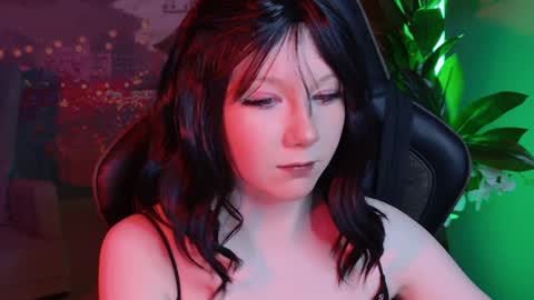 nancymartinez online show from December 6, 1:00 pm