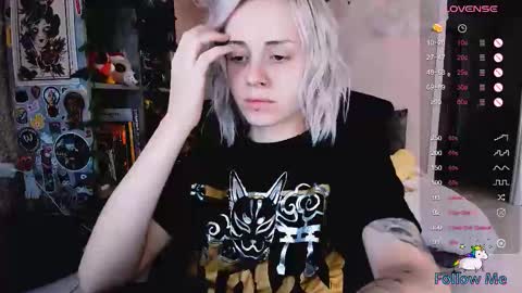 Monday-Friday 12-4 AM and 6-9 AM New York time online show from October 12, 7:55 am