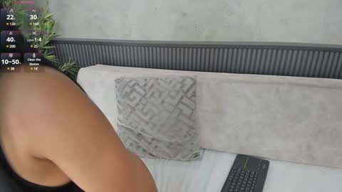 Naomi  online show from January 16, 7:20 pm