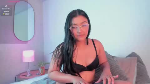 Naomi online show from September 25, 8:17 pm