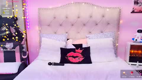 naomi_star8 online show from October 29, 9:17 pm