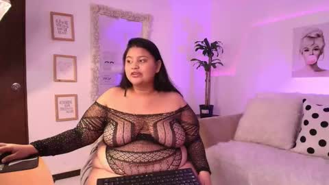 naomi online show from September 13, 7:27 am