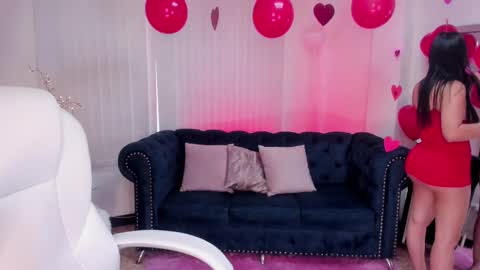 Snapshot of naomii_campbell_ chatting on February 14, 1:08 pm Naomi Campbell online show from February 14, 1:08 pm