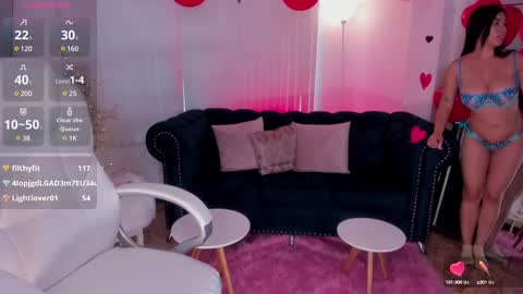 Snapshot of naomii_campbell_ chatting on February 15, 1:38 pm Naomi Campbell online show from February 15, 1:38 pm