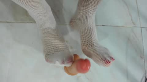 naomiiii   online show from December 17, 3:28 am