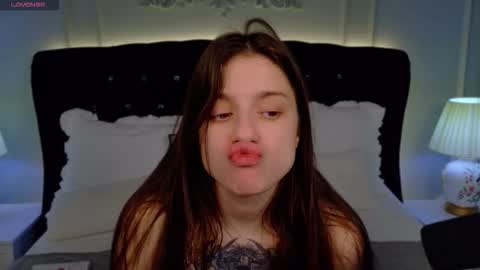 Naomi online show from November 25, 5:09 am