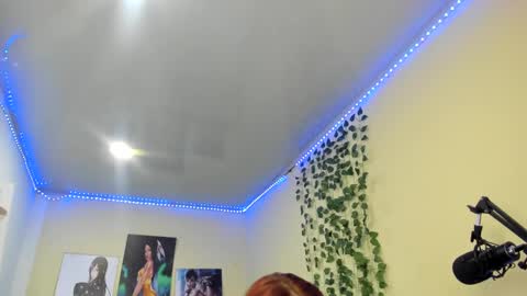 naomy online show from January 21, 7:39 pm