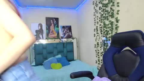 naomy online show from February 27, 8:09 pm