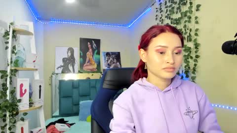 naomy online show from February 16, 2:11 am