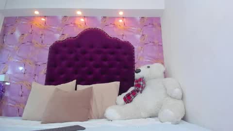 Naomy online show from November 7, 12:22 pm