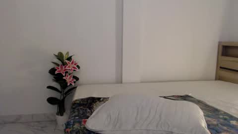 nareex online show from December 2, 11:29 pm