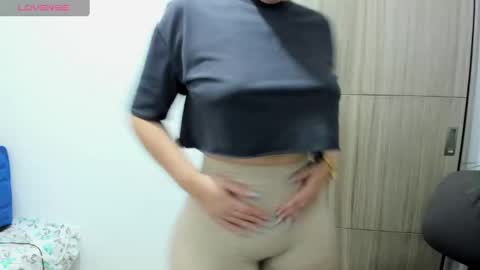 Nasly batista  online show from December 7, 12:08 am