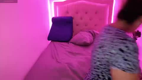 Snapshot of nasly1 chatting on September 24, 4:11 am Nasly batista online show from September 24, 4:11 am