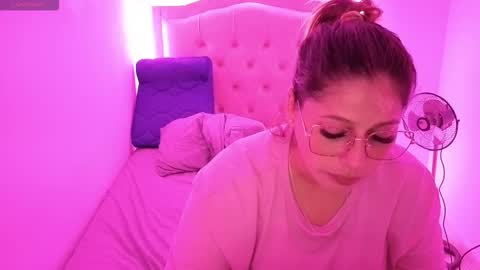 Snapshot of nasly1 chatting on October 3, 4:17 am Nasly batista online show from October 3, 4:17 am