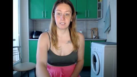 Snapshot of nastasiiaaforyou chatting on October 17, 6:05 am nastasiiaaforyou online show from October 17, 6:05 am