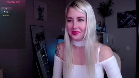 Snapshot of nastasya_cute chatting on March 12, 1:58 am Nastya online show from March 12, 1:58 am