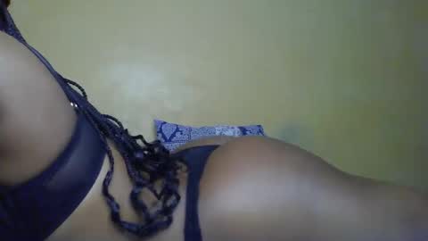 Snapshot of nasty_celine chatting on October 27, 10:44 am nasty_celine online show from October 27, 10:44 am