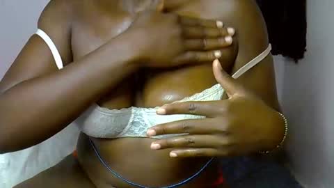 dollie online show from January 18, 4:20 am